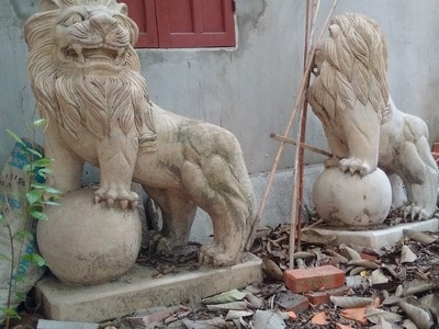 Người Việt vẫn chuộng linh vật ngoại lai?