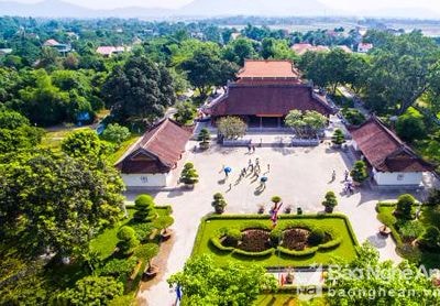 Gắn kết giữa Khu di tích Kim Liên với du lịch sinh thái tâm linh Núi Chung