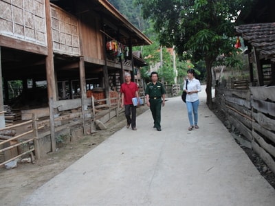 Đưa đảng viên tốt về sinh hoạt tại chi bộ yếu