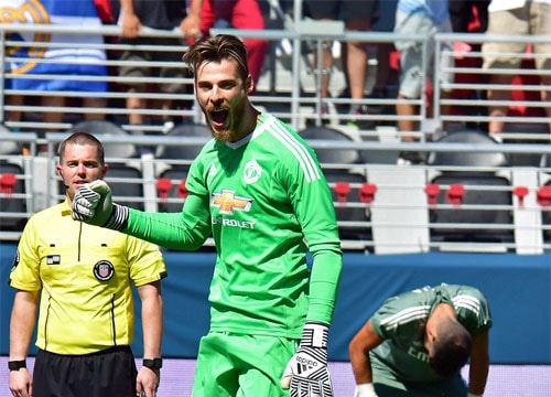 Man Utd đánh bại Real sau loạt luân lưu có bảy cú sút hỏng