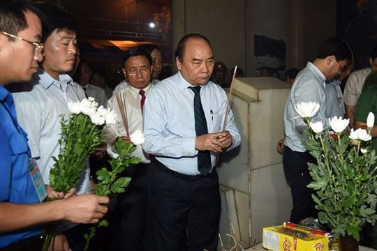 Thủ tướng dự lễ tri ân các anh hùng, liệt sĩ Ngã ba Đồng Lộc