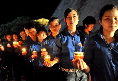 Ra sức xây dựng quê hương giàu đẹp xứng đáng với những cống hiến và hy sinh lớn lao