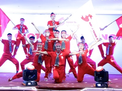 Sâu lắng đêm gala 'Giọt hồng xứ Nghệ"