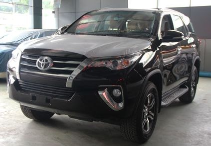 Toyota Fortuner 2017 bản Trung Đông đầu tiên về Việt Nam