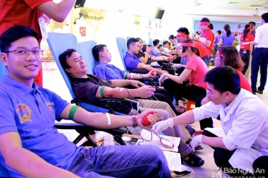 'Giọt hồng xứ Nghệ' - Kết nối dòng máu Việt