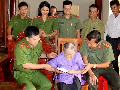 Nhiều hoạt động tri ân Ngày Thương binh Liệt sỹ 27/7