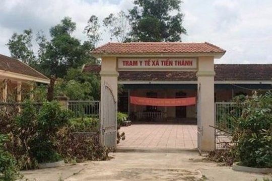 Yêu cầu đình chỉ công tác trưởng trạm y tế có bệnh nhân tử vong khi điều trị tại nhà