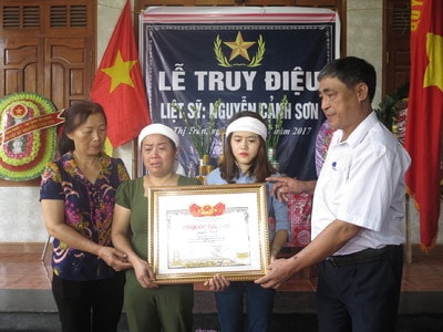 Đô Lương tổ chức lễ truy điệu hài cốt liệt sỹ Nguyễn Cảnh Sơn