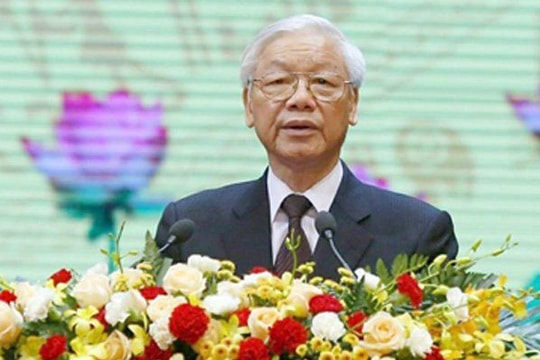 Máu đào liệt sỹ tô thắm cờ cách mạng, đất nước nở hoa độc lập, kết trái tự do