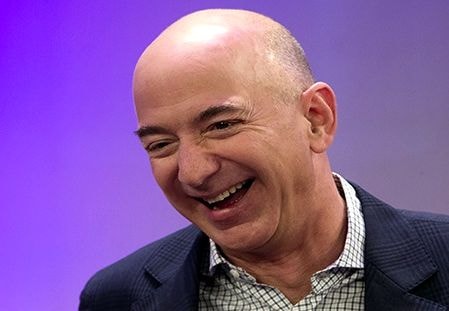 Xuất hiện người giàu hơn Bill Gates, chiếm vị trí số 1 thế giới