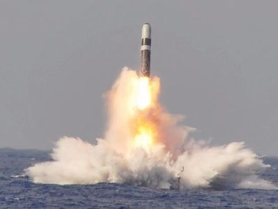 Điều gì xảy ra nếu Trump ra lệnh tấn công hạt nhân Trung Quốc?