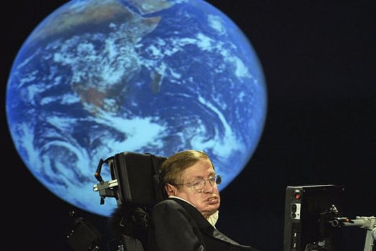 Tại sao nhân loại không nên tiếp xúc với người ngoài hành tinh?