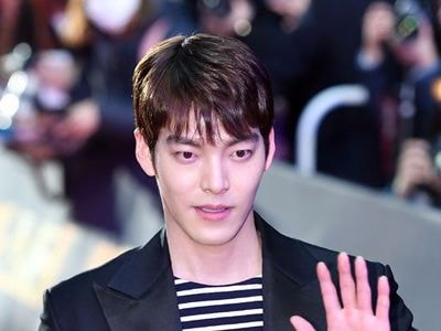 Kim Woo Bin sút 10 kg vì hóa trị ung thư