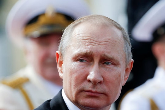 Tổng thống Nga tuyên bố trục xuất 755 nhà ngoại giao Mỹ