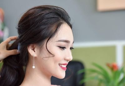 Nhan sắc người đẹp xứ Nghệ dự thi Hoa hậu hoàn vũ Việt Nam 2017