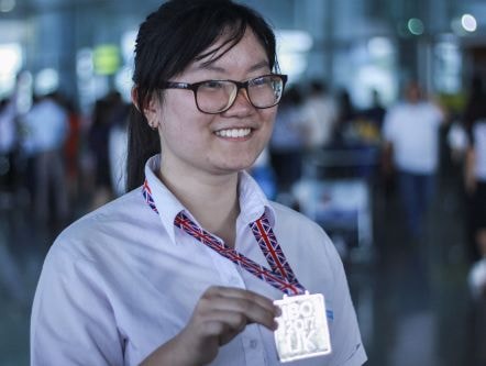 Nữ sinh Việt duy nhất giành huy chương Olympic quốc tế 2017