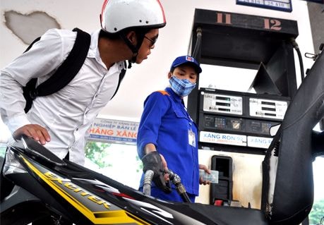 Xăng tăng giá từ 15h ngày 4/8