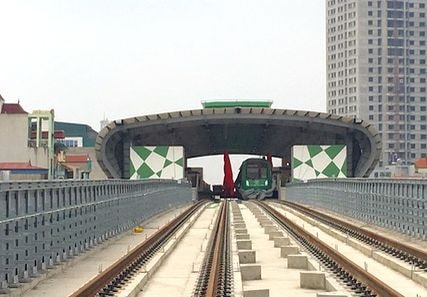 Một 'đại gia' Trung Quốc muốn đầu tư đường sắt trên cao ở Việt Nam