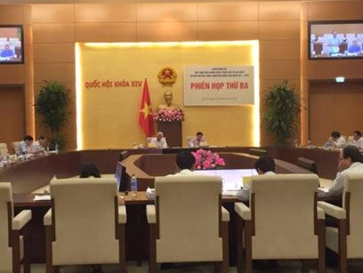 Tinh giản biên chế ở nhiều nơi chưa nghiêm, chưa thực chất