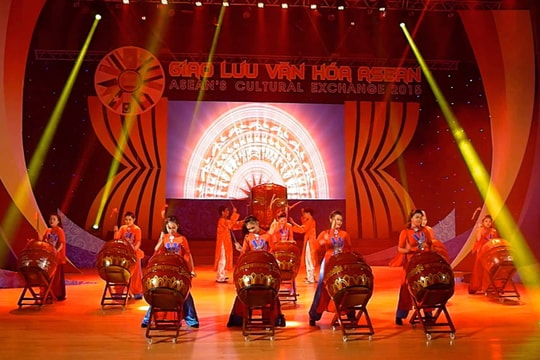 Quảng bá con người, văn hóa Nghệ An với ASEAN