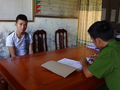 Bắt đối tượng tàng trữ 200 viên hồng phiến