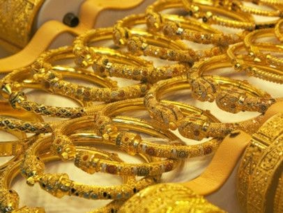 Giá vàng tiếp tục leo thang, chạm đỉnh 2 tháng