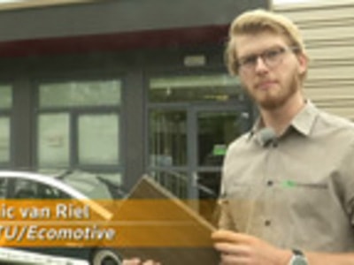 Độc đáo ôtô điện làm từ củ cải đường