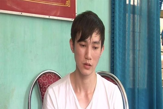 Hot boy vận chuyển lậu gần 1 triệu USD qua biên giới