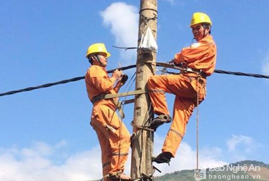 Nghệ An: Nắng nóng, sản lượng điện tiêu thụ tăng kỷ lục