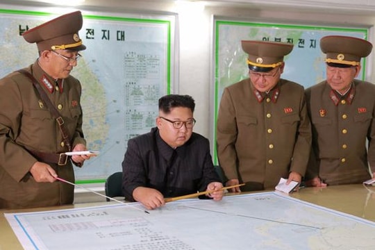 Triều Tiên hé lộ kế hoạch tấn công đảo Guam, thách Mỹ ngăn chặn