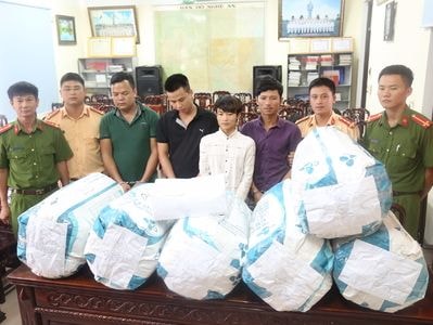 Triệt phá đường dây mua bán ma túy số lượng 'khủng' từ Lào vào Nghệ An