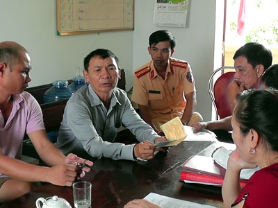 Yên Thành: Cưỡng chế thu hồi nợ thuế 18 hộ kinh doanh vận tải