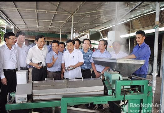 Chủ tịch Nguyễn Xuân Đường thăm và làm việc tại Anh Sơn