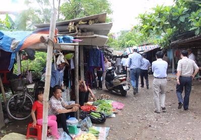 Thành phố Vinh di dời chợ tạm Quán Bàu