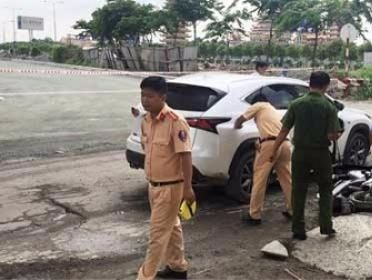 Trung úy CSGT nhập viện sau cú tông xe ở cầu Thanh Trì