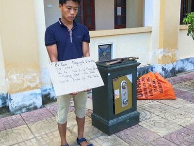 9X phá két sắt trộm hơn 65 triệu đồng