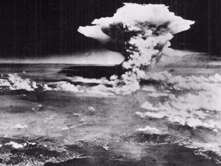 Học sinh Nhật đệ đơn kiến nghị bỏ vũ khí hạt nhân lên Liên Hợp Quốc