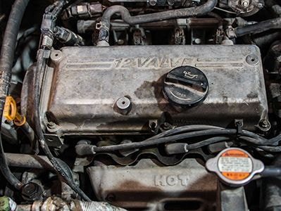 Ôtô bị chảy dầu - lỗi tài xế Việt thường bỏ qua