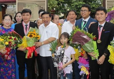 Rạng danh đất học