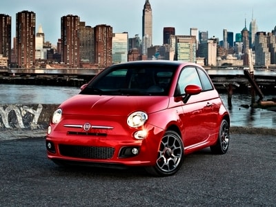 10 mẫu xe có nội thất đẹp, giá chưa đến 700 triệu đồng