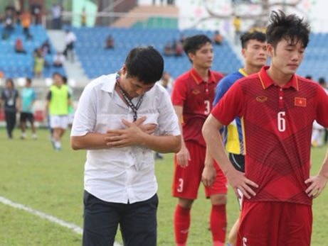 'X-Quang' tuyển bóng đá nam