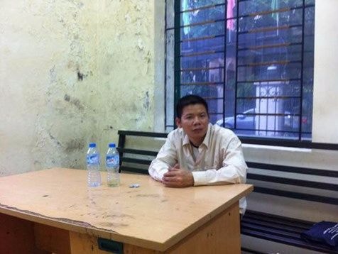 Nguyên nhân nữ nhân viên y tế bị đánh khi đang phun hóa chất diệt muỗi