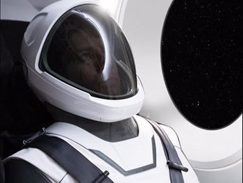 Trang phục như siêu nhân của phi hành gia tương lai