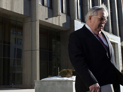 Mỹ giải thích quyết định tạm đình chỉ cấp thị thực cho người Nga