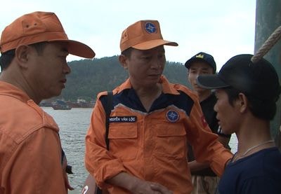 Đã cứu hộ 19 ngư dân và tàu cá Nghệ An gặp nạn trên biển