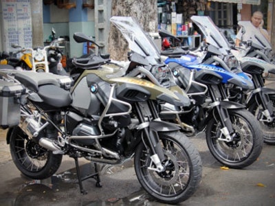 BMW triệu hồi mô tô giá gần 1 tỷ đồng tại Việt Nam