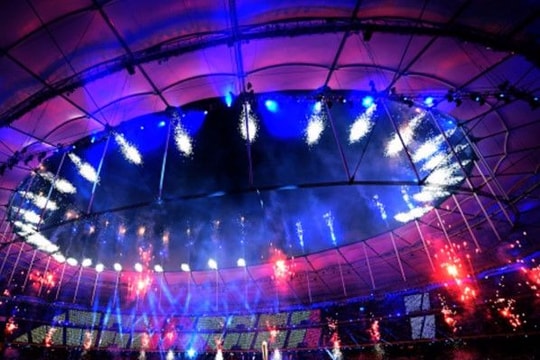 Toàn cảnh lễ bế mạc SEA Games 29 rực rỡ sắc màu