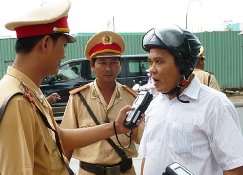 Sẽ kiểm soát, xử lý nghiêm người tham gia giao thông vi phạm nồng độ cồn trong dịp lễ