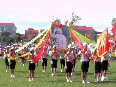 Yên Thành: 20 xã tổ chức thi Nghi thức Đội chào mừng ngày quốc khánh