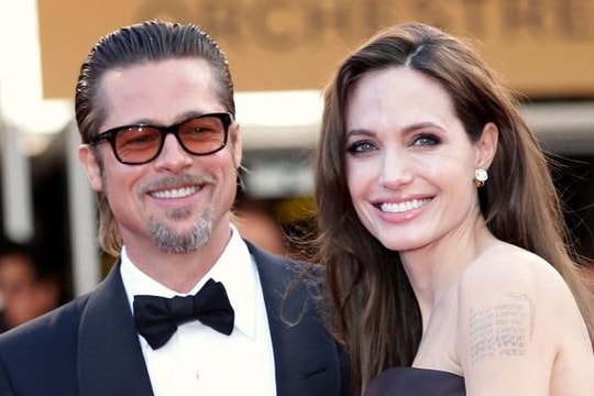 Cặp đôi Brad Pitt - Jolie gặp lại trong nước mắt